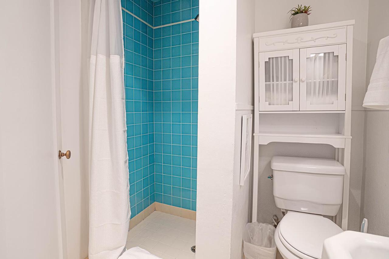 Apartment Seaside Serenity 1-br Apt With Peek-a-boo Sound Views